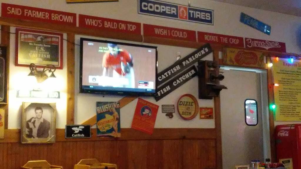 Catfish Parlour Georgetown | restaurant | 4159 Williams Dr, Georgetown, TX 78628, USA | 5129312050 OR +1 512-931-2050