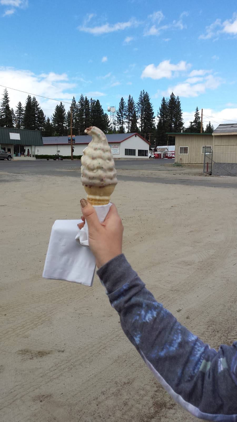 Portola Frosty | restaurant | 281 W Sierra Ave, Portola, CA 96122, USA | 5308325345 OR +1 530-832-5345