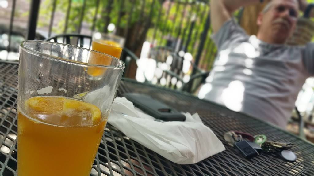 Barleys Taproom and Pizzeria | restaurant | 200 E Jackson Ave, Knoxville, TN 37915, USA | 8655210092 OR +1 865-521-0092