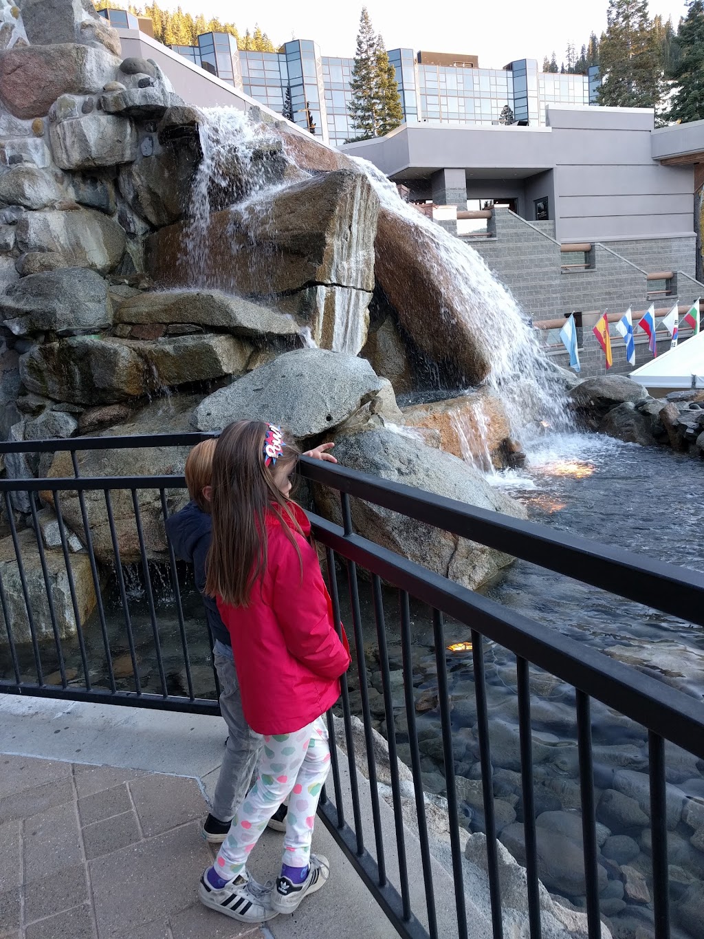 Resort at Squaw Creek | restaurant | 400 Squaw Creek Rd, Olympic Valley, CA 96146, USA | 5304127034 OR +1 530-412-7034