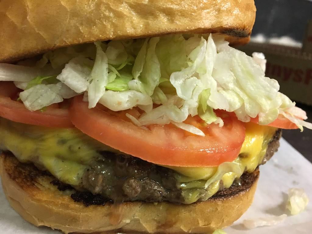 Novotny Pizza | restaurant | 105 State St, Saxonburg, PA 16056, USA | 7243527600 OR +1 724-352-7600