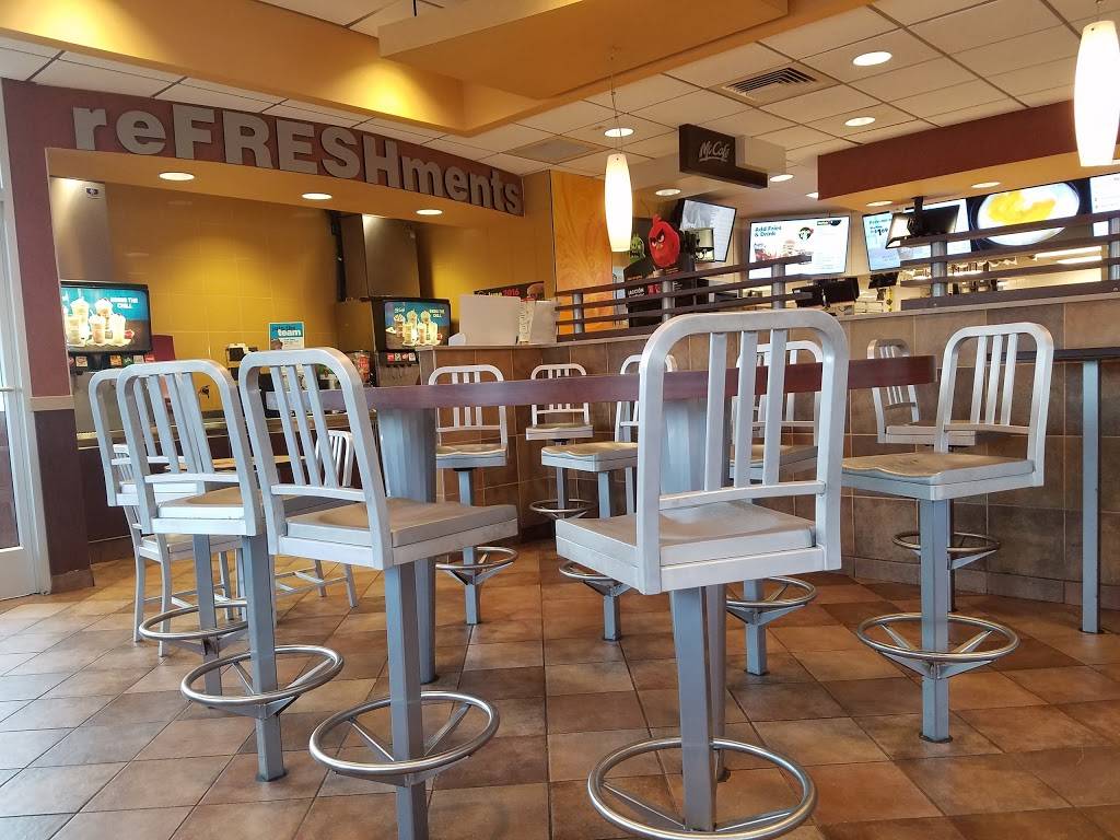 McDonalds | cafe | 2125 York Crossing Dr, York, PA 17408, USA | 7177671381 OR +1 717-767-1381