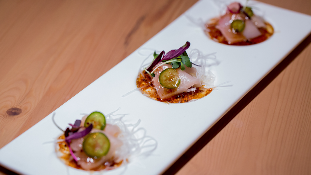 Alynia zushi & karaoke lounge | restaurant | 3051 S Archer Ave, Chicago, IL 60608, USA | 7738010478 OR +1 773-801-0478