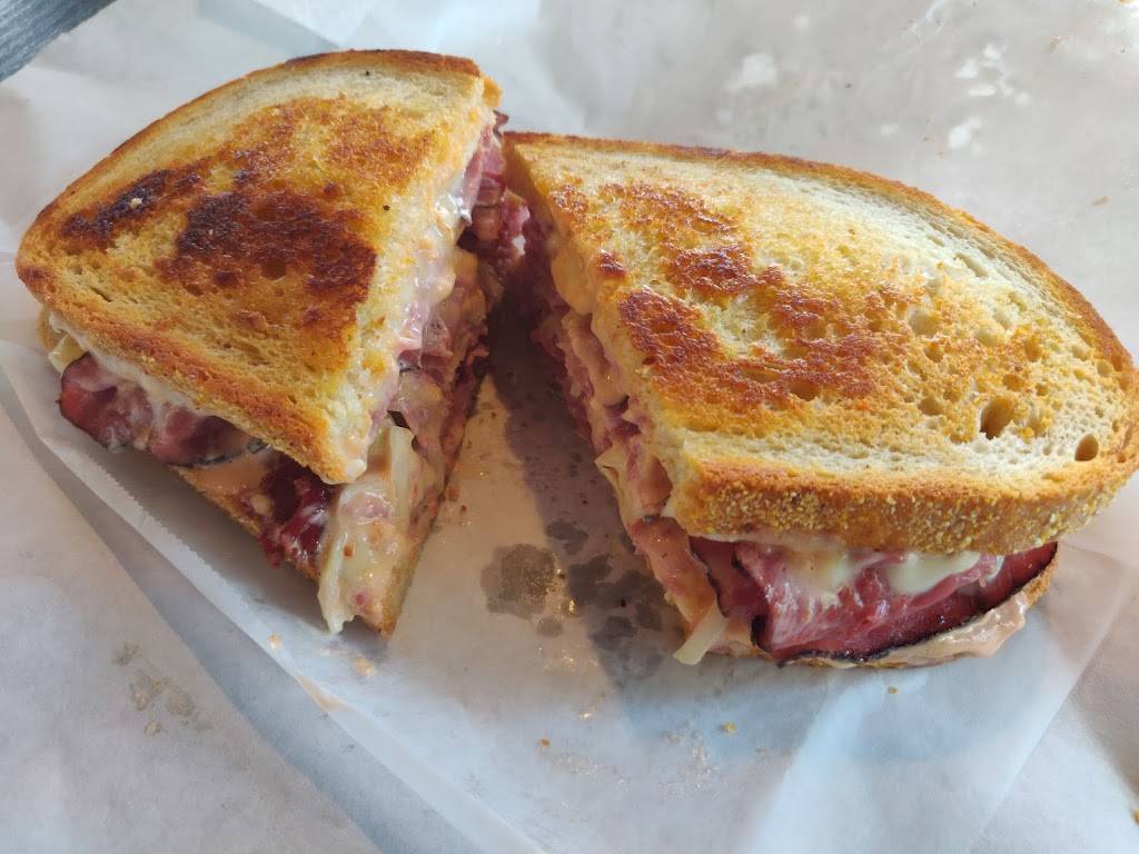 Mozzo Deli | restaurant | 730 Coleman Blvd, Mt Pleasant, SC 29464, USA | 8433885755 OR +1 843-388-5755