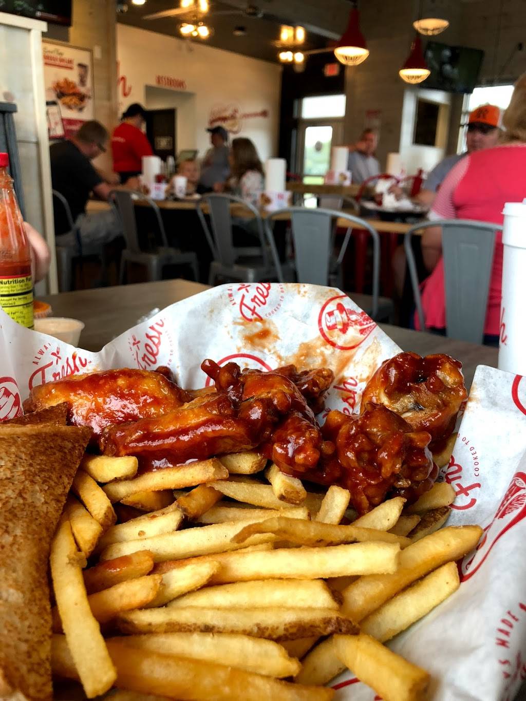 Slim Chickens | meal takeaway | 702 Carter Ave, Ashland, KY 41101, USA | 6064204317 OR +1 606-420-4317