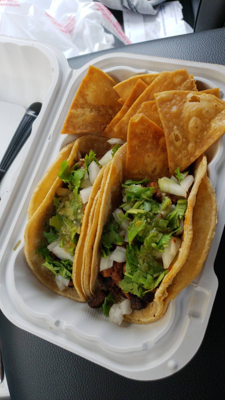 El Nopalito | restaurant | 582 Santa Fe Dr, Encinitas, CA 92024, USA | 7604369206 OR +1 760-436-9206