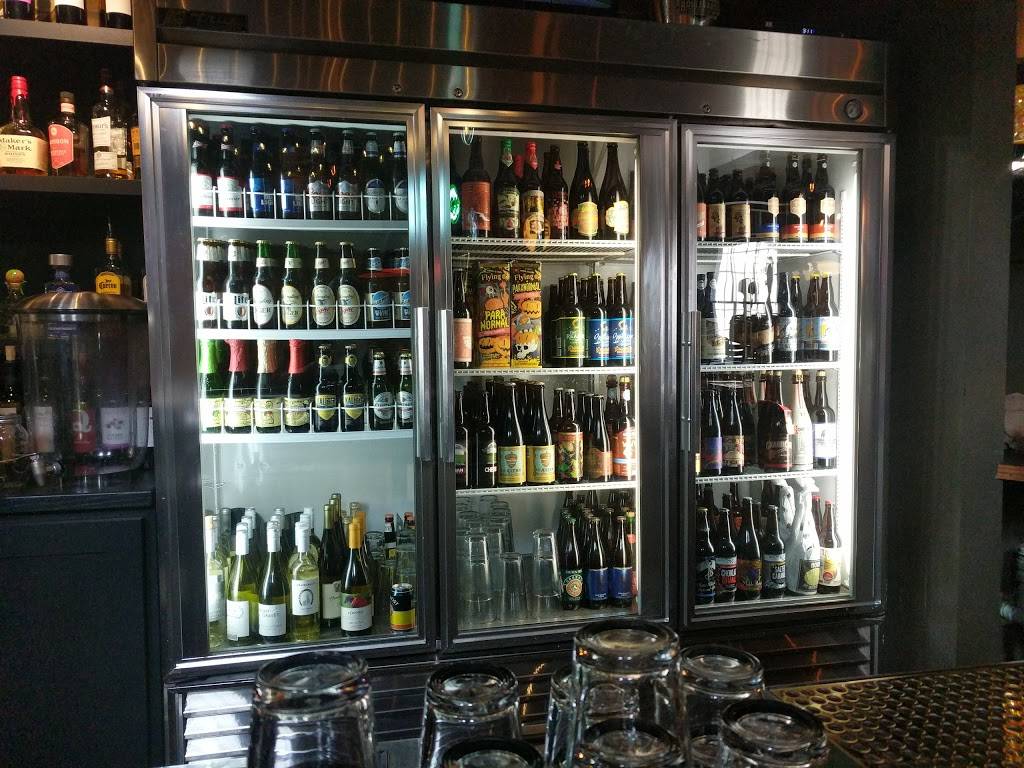 Donatos Pizza | restaurant | 116 E Broadway, Granville, OH 43023, USA | 7409204774 OR +1 740-920-4774