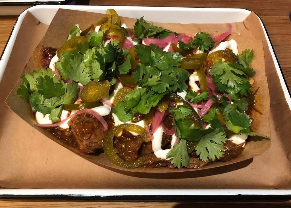 The Switch BBQ | restaurant | 166 Hargraves Dr Suite G-100, Austin, TX 78737, USA | 5122127211 OR +1 512-212-7211