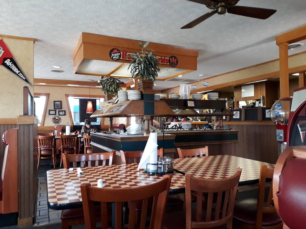 Pizza Hut | restaurant | 1125 W High Ave, New Philadelphia, OH 44663, USA | 3303391338 OR +1 330-339-1338