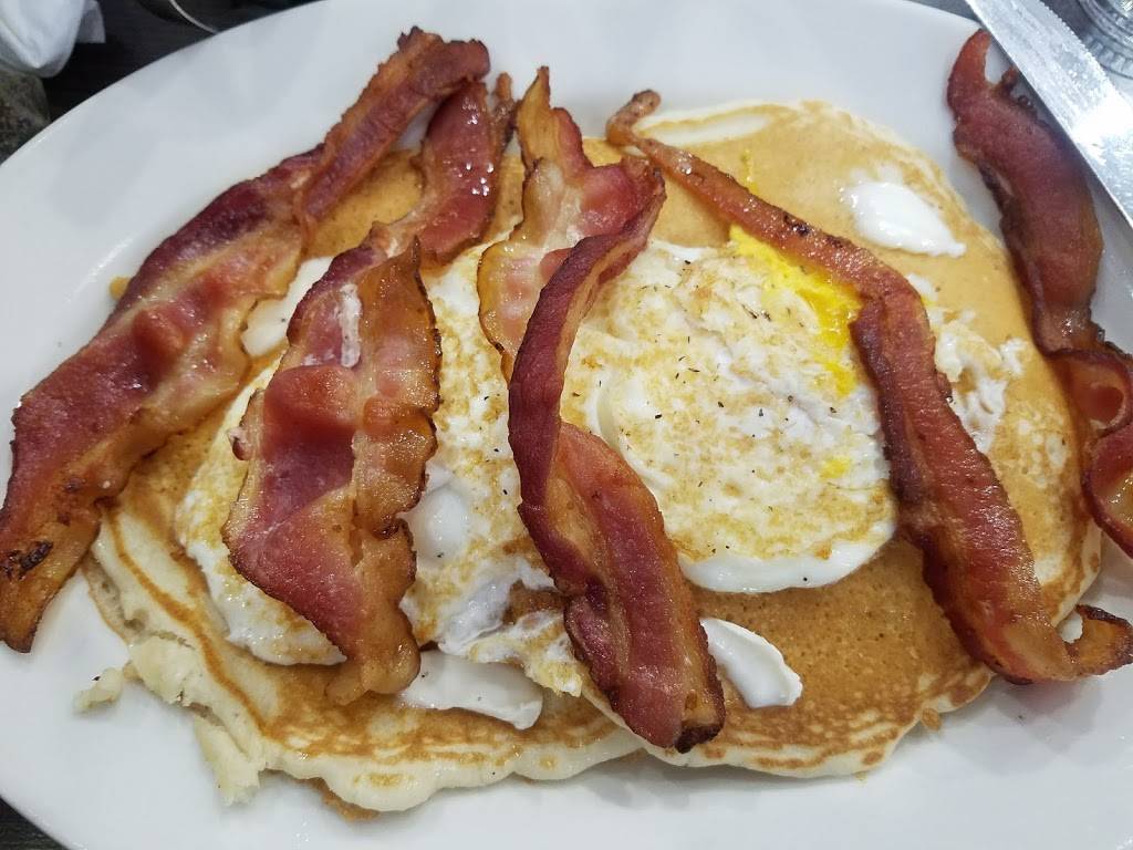 Georges | restaurant | 753 Coney Island Ave, Brooklyn, NY 11218, USA | 7184844971 OR +1 718-484-4971