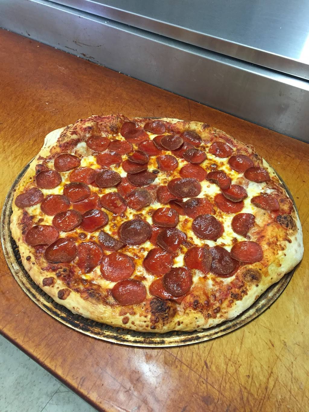 Theis Marathon Gas Station/General Store | meal takeaway | 210 S Main St, Fowler, MI 48835, USA | 9895932202 OR +1 989-593-2202