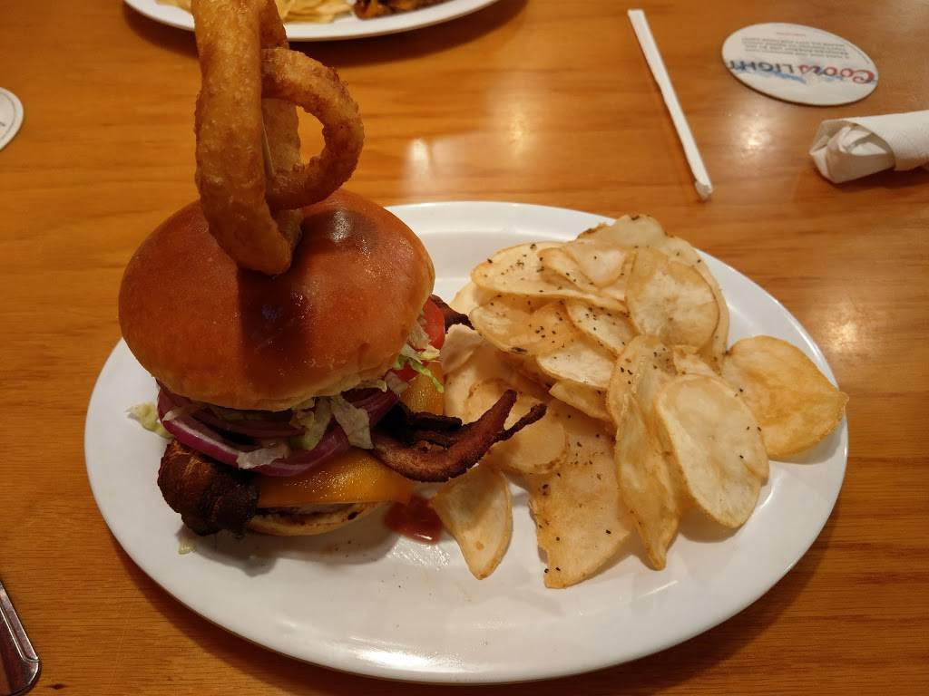 Beef O Bradys | restaurant | 4561 HardScrabble Rd, Columbia, SC 29229, USA | 8037080260 OR +1 803-708-0260