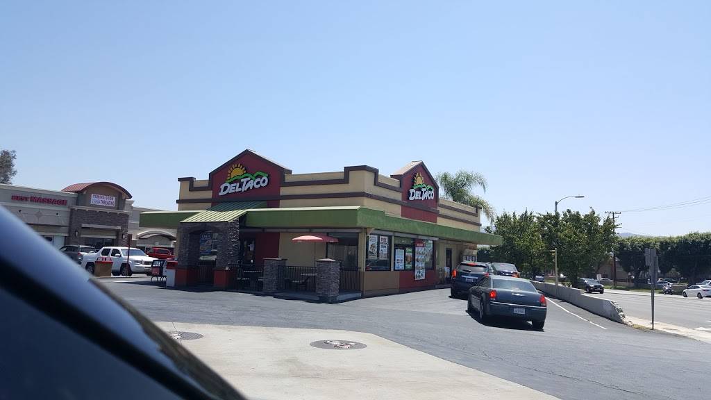 Del Taco | meal takeaway | 26270 Bouquet Canyon Rd, Saugus, CA 91350, USA | 6612552121 OR +1 661-255-2121