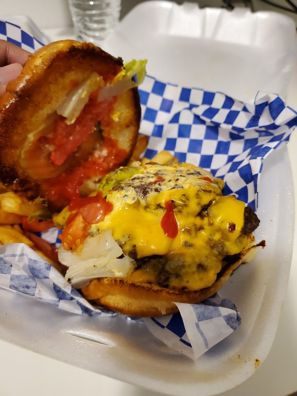 M Burger & Grill | restaurant | 8620 Grand Mission Blvd K, Richmond, TX 77407, USA | 3468431328 OR +1 346-843-1328