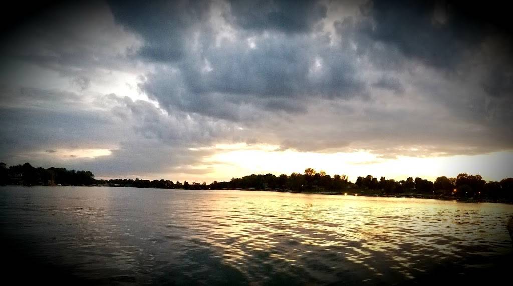 Pizza House | restaurant | 11 N Main St, Cicero, IN 46034, USA | 3179844399 OR +1 317-984-4399