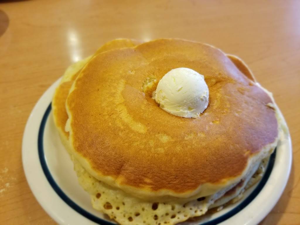 IHOP | restaurant | 1010 W Layton Ave, Milwaukee, WI 53221, USA | 4147271020 OR +1 414-727-1020
