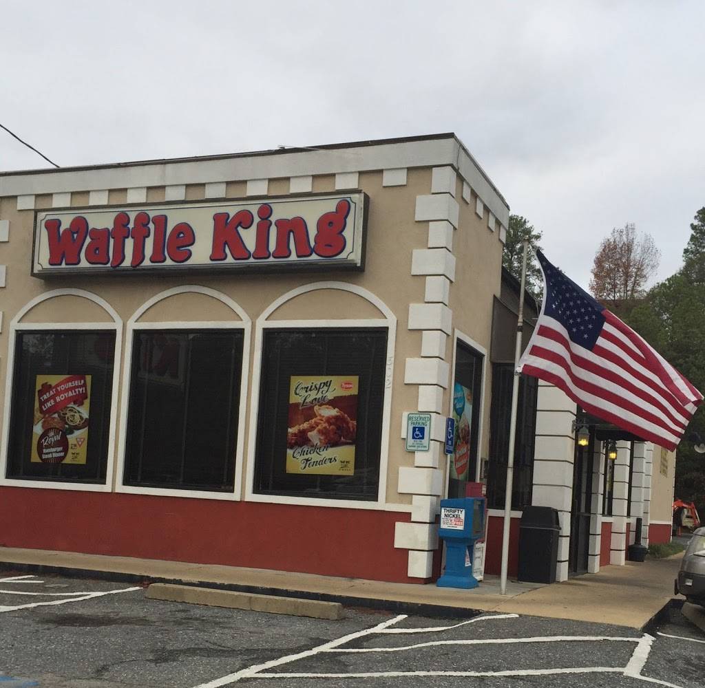 Royal Waffle King | restaurant | 502 Martin Luther King Jr Pkwy S, Phenix City, AL 36869, USA | 3344487028 OR +1 334-448-7028