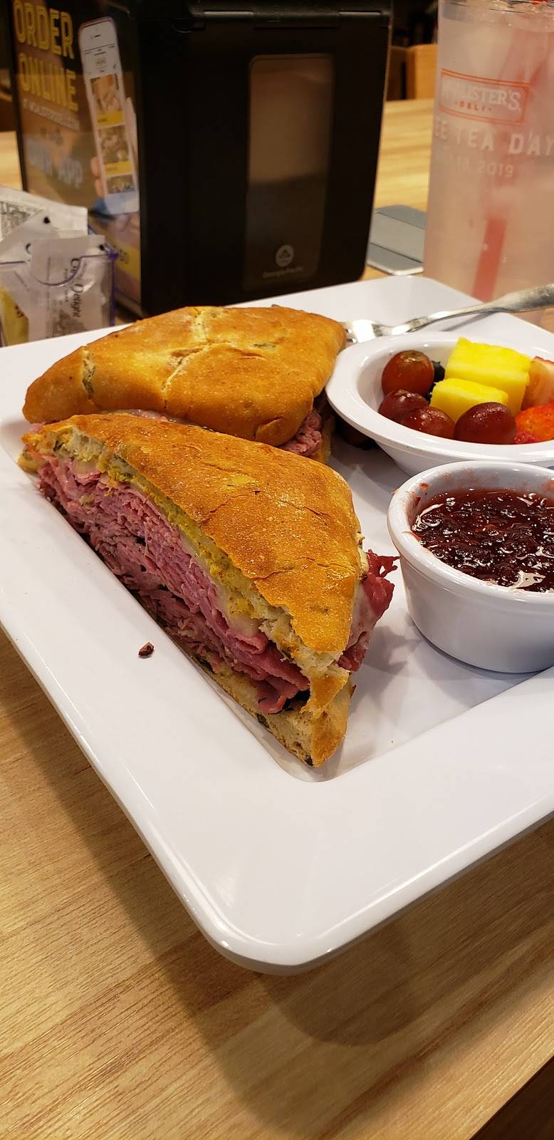 McAlisters Deli | restaurant | 2136 S 1st St, Lufkin, TX 75901, USA | 4092191600 OR +1 409-219-1600