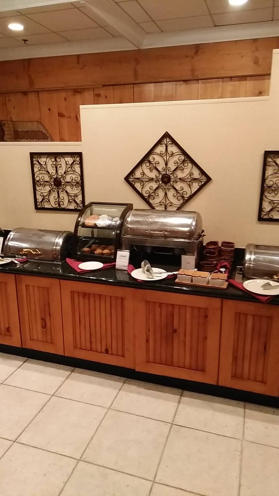 Moose Creek Steakhouse | restaurant | 10000 Baltimore Ave, College Park, MD 20740, USA | 3013456700 OR +1 301-345-6700