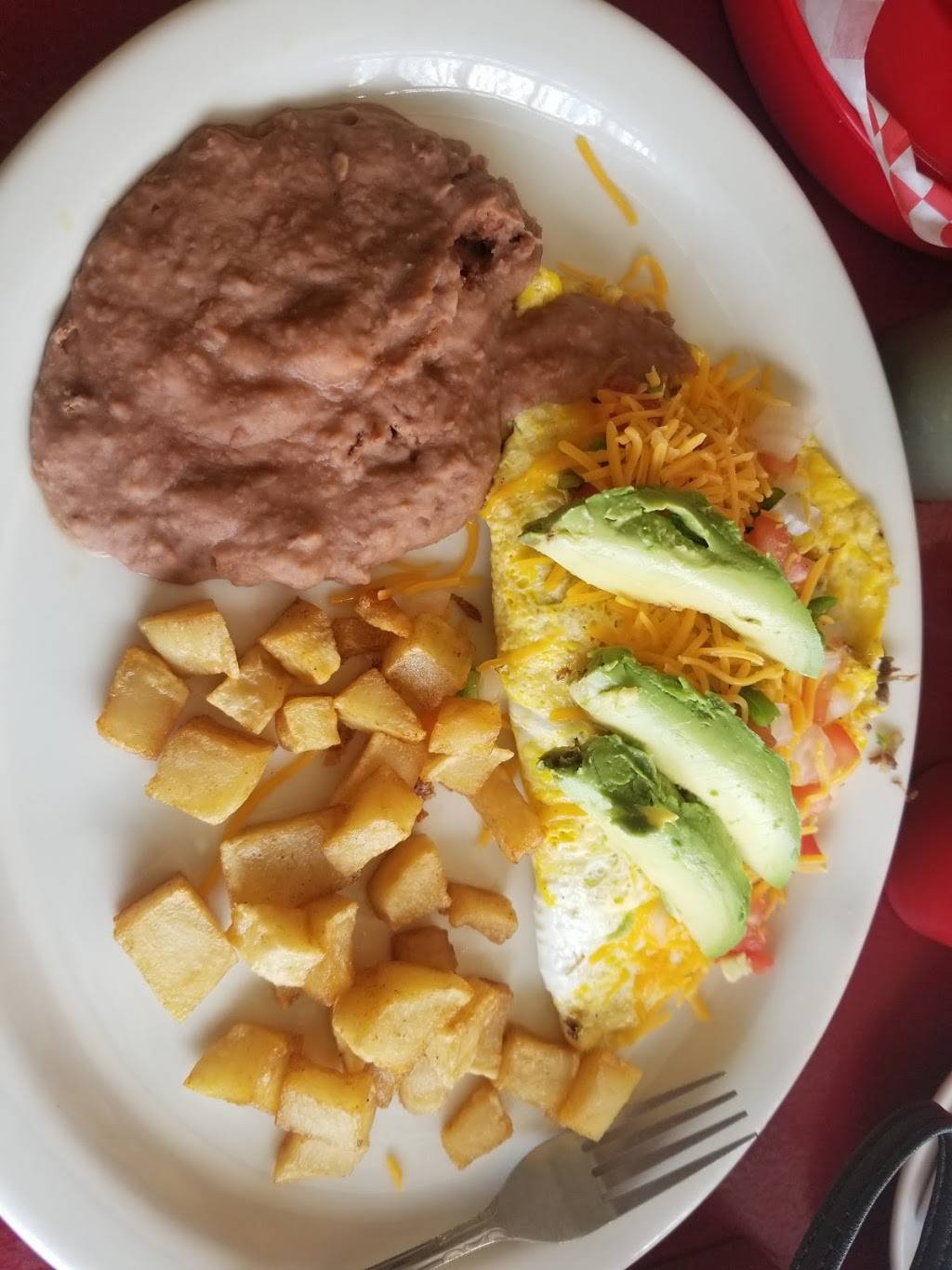 The Hut Diner | restaurant | 1610 Fredericksburg Rd, San Antonio, TX 78201, USA | 2106498574 OR +1 210-649-8574