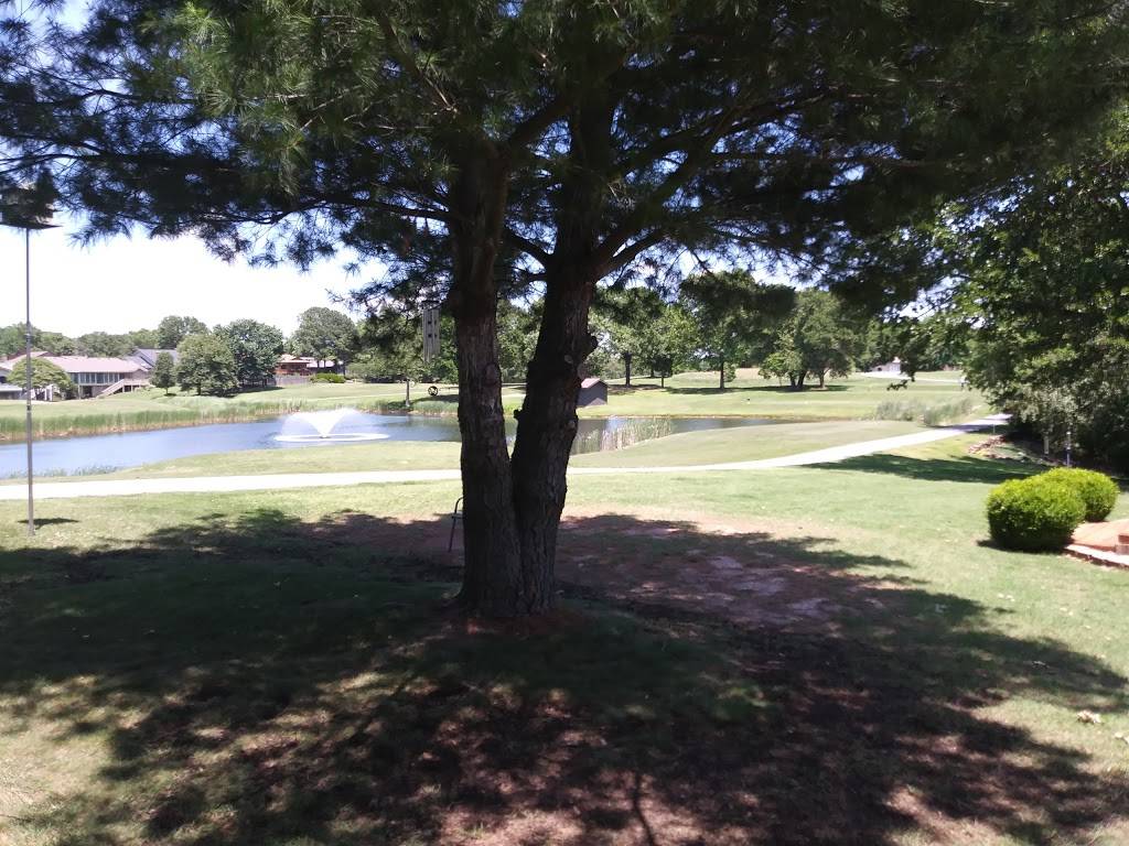 Metfield Golf Complex (Dogwood/Brittany) | meal takeaway | 1 E Euston Rd, Bella Vista, AR 72714, USA | 4798558160 OR +1 479-855-8160