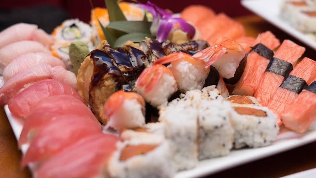 Blu Sushi | night club | 13451 McGregor Blvd #23, Fort Myers, FL 33919, USA | 2394891500 OR +1 239-489-1500