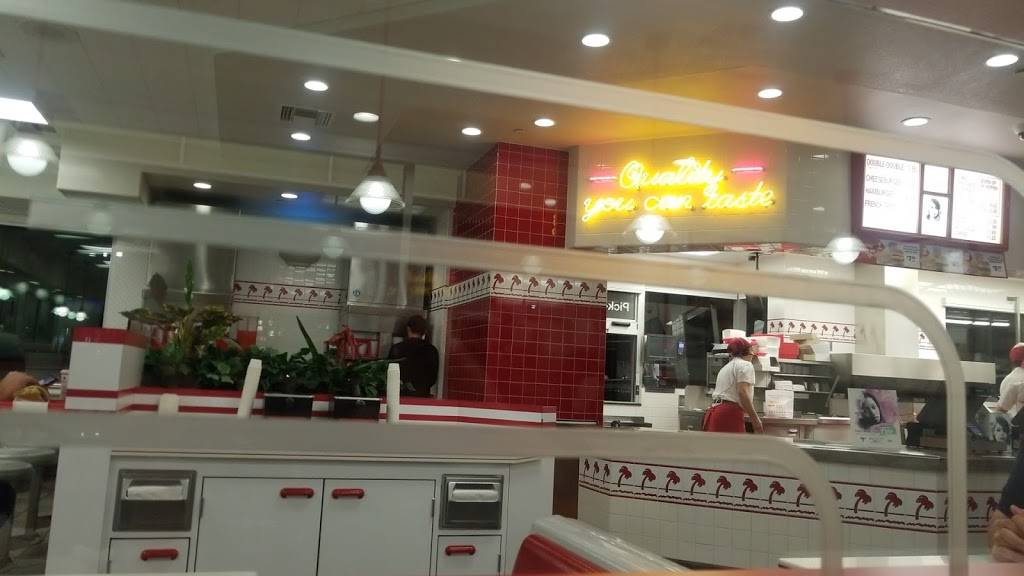 In-N-Out Burger | restaurant | 20545 E Rittenhouse Rd, Queen Creek, AZ 85142, USA | 8007861000 OR +1 800-786-1000