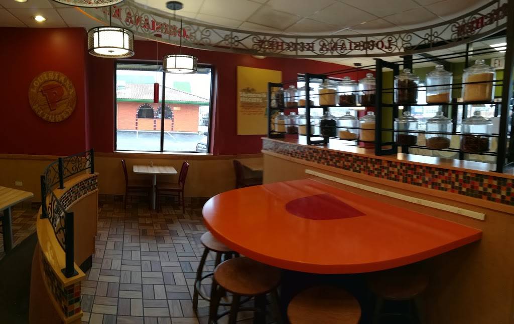 Popeyes Louisiana Kitchen | restaurant | 1300 N Lewis Ave, Waukegan, IL 60085, USA | 8472631916 OR +1 847-263-1916