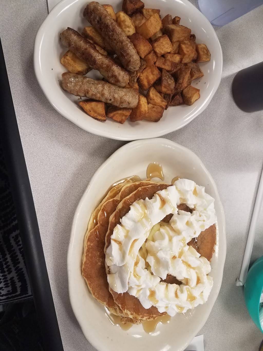 West End Diner | restaurant | 270 West St, Leominster, MA 01453, USA | 9785376049 OR +1 978-537-6049