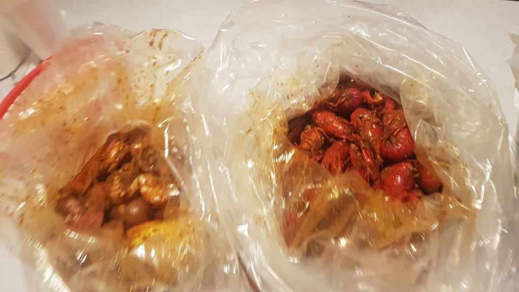 Juicy Crawfish & Seafood | restaurant | 2206 Texas Avenue South, College Station, TX 77840, USA | 9797045412 OR +1 979-704-5412