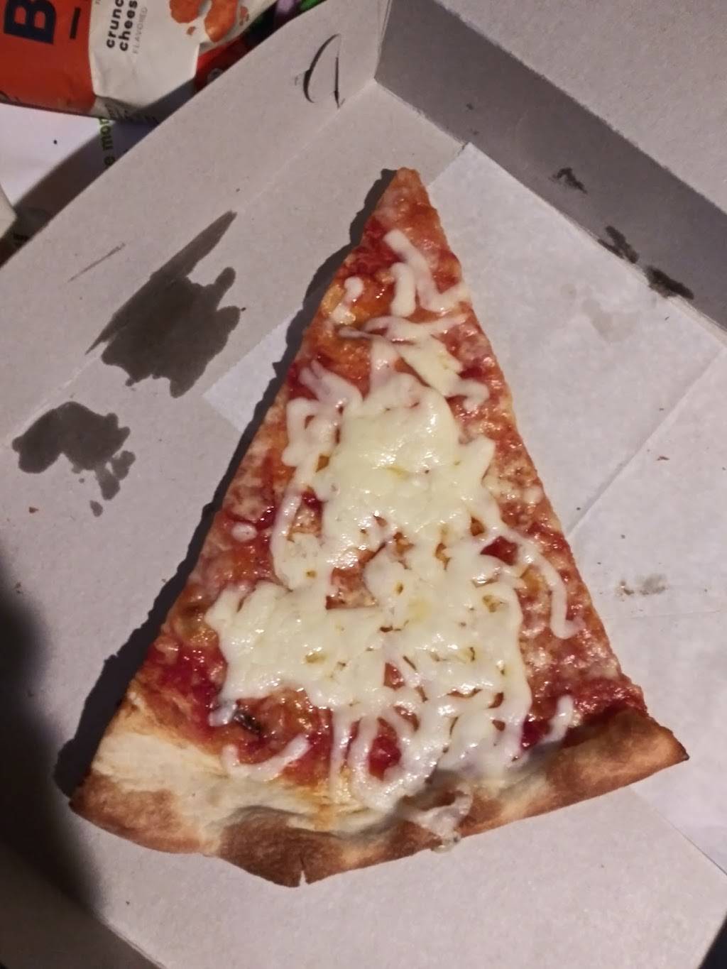 Carlitos Pizzeria Restaurant | restaurant | 2 Spruce St, Yonkers, NY 10701, USA | 9144230444 OR +1 914-423-0444