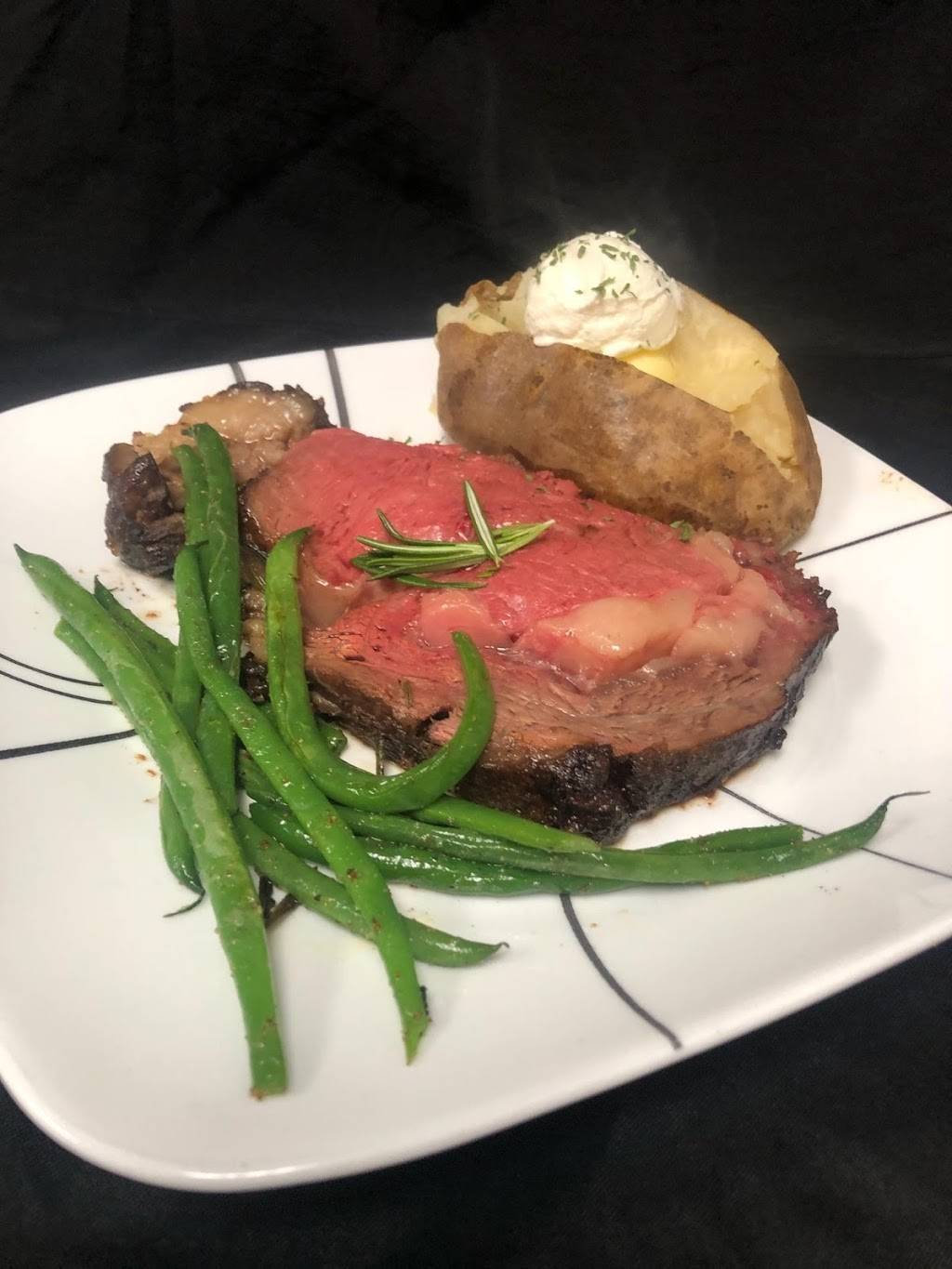 Southside Steakhouse | restaurant | 1810 6th St SW, Cedar Rapids, IA 52404, USA | 3192002505 OR +1 319-200-2505