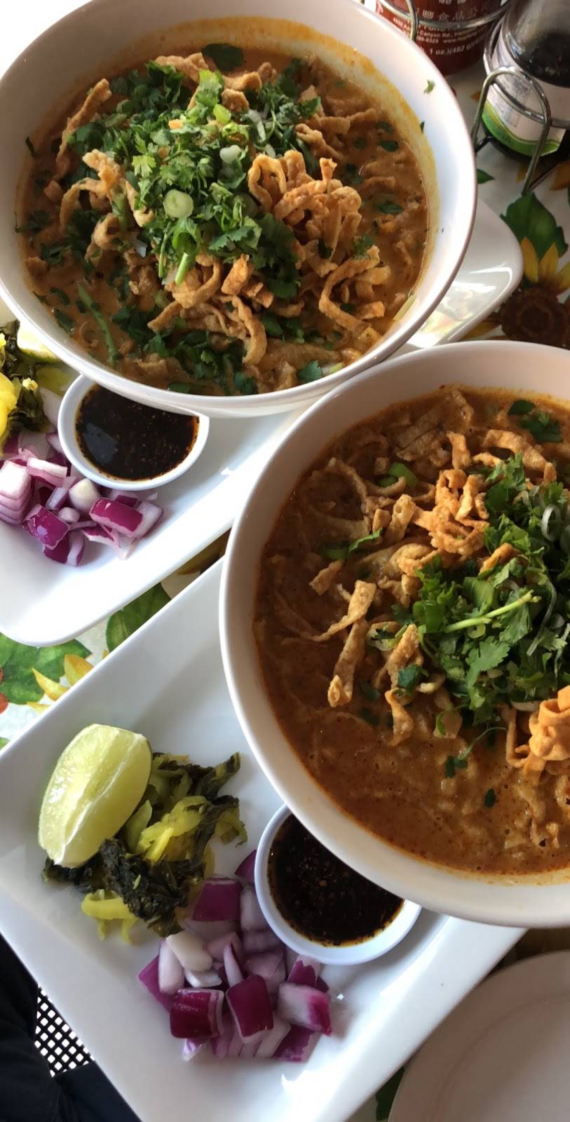 Pho VT | restaurant | 1906 Hillhurst Ave, Los Angeles, CA 90027, USA | 3234867767 OR +1 323-486-7767