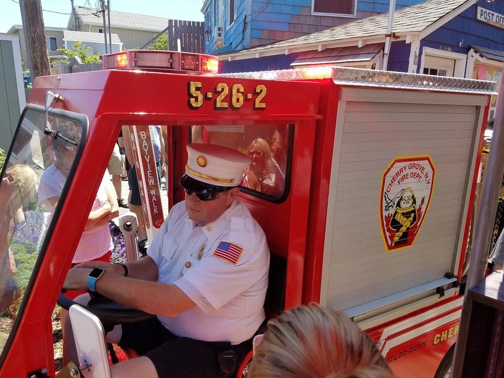 Top of the Bay | restaurant | 159 Dock Walk, Cherry Grove, NY 11782, USA | 6315976028 OR +1 631-597-6028