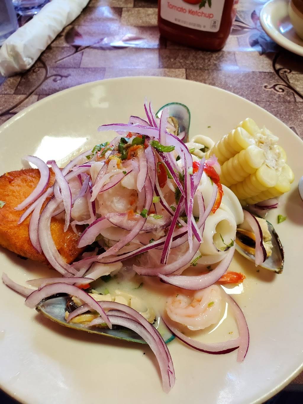 Comer.ES | restaurant | 3946 Curtiss Pkwy, Virginia Gardens, FL 33166, USA | 3054008490 OR +1 305-400-8490