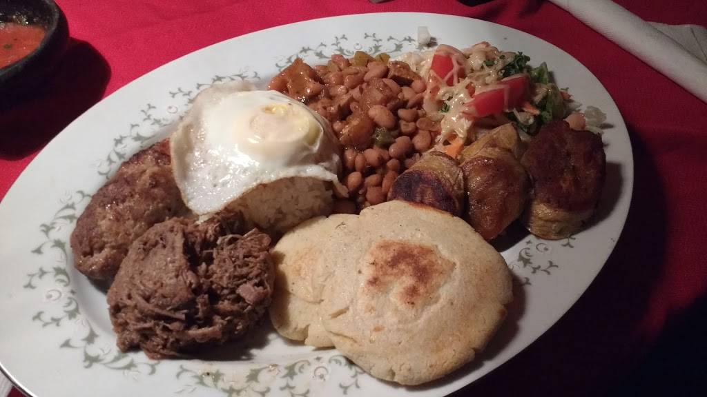 Botanero Latino Colombian & International Cuisine | restaurant | 604 E Lincoln Way, Ames, IA 50010, USA | 5152321333 OR +1 515-232-1333