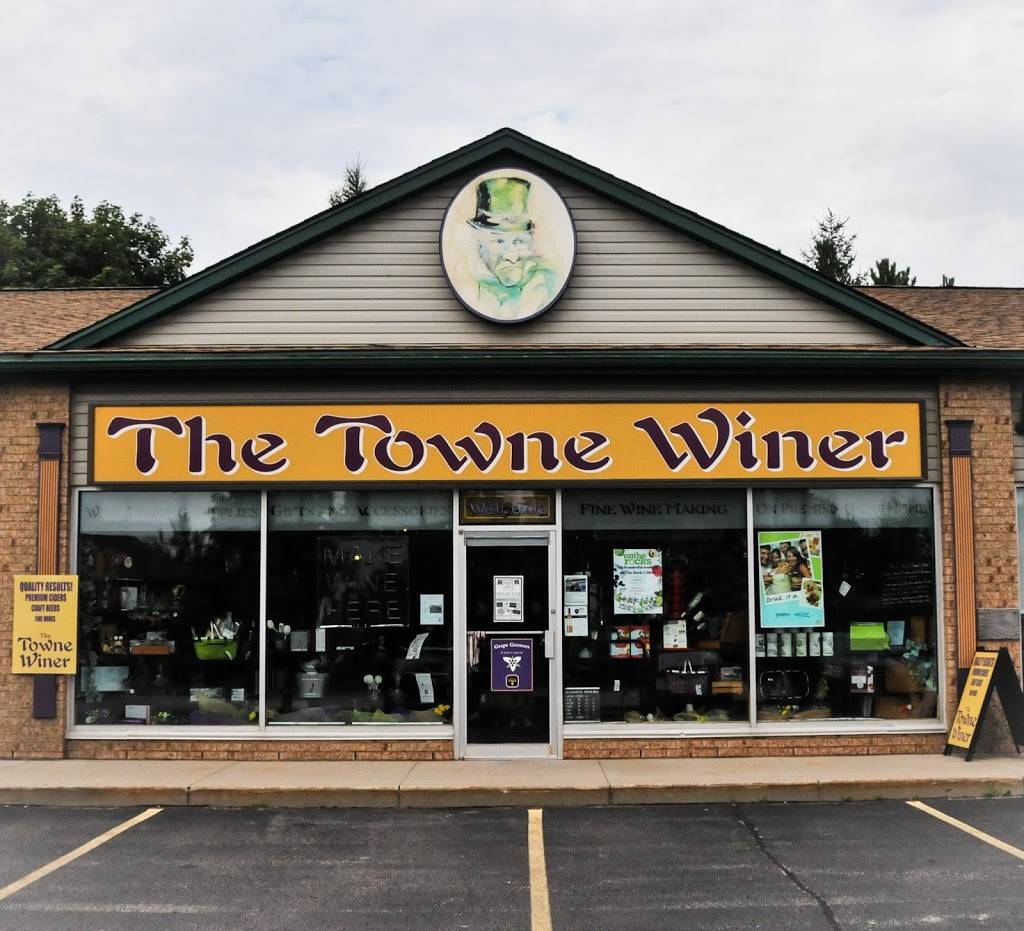 The Towne Winer | restaurant | Downey Road Centre, 115 Downey Rd #5, Guelph, ON N1C 1A2, Canada | 5198249191 OR +1 519-824-9191