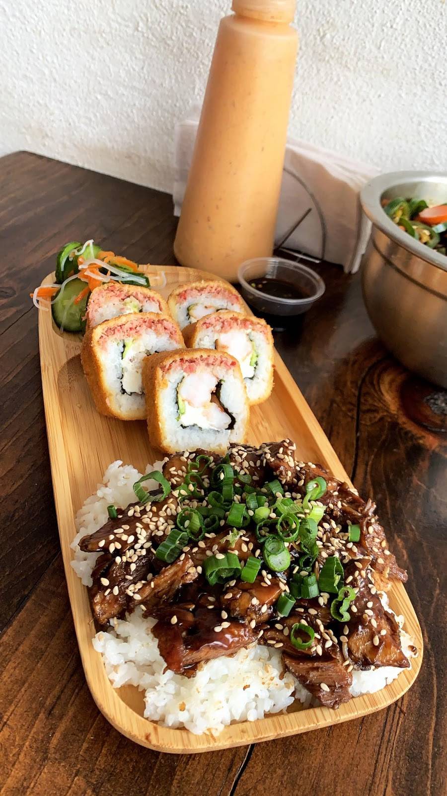 Monitos Sushi y Teriyaki | restaurant | Av Dr Pedro Loyola 353, Punta Banda III, 22897 Ensenada, B.C., Mexico | 016461188944 OR +52 646 118 8944