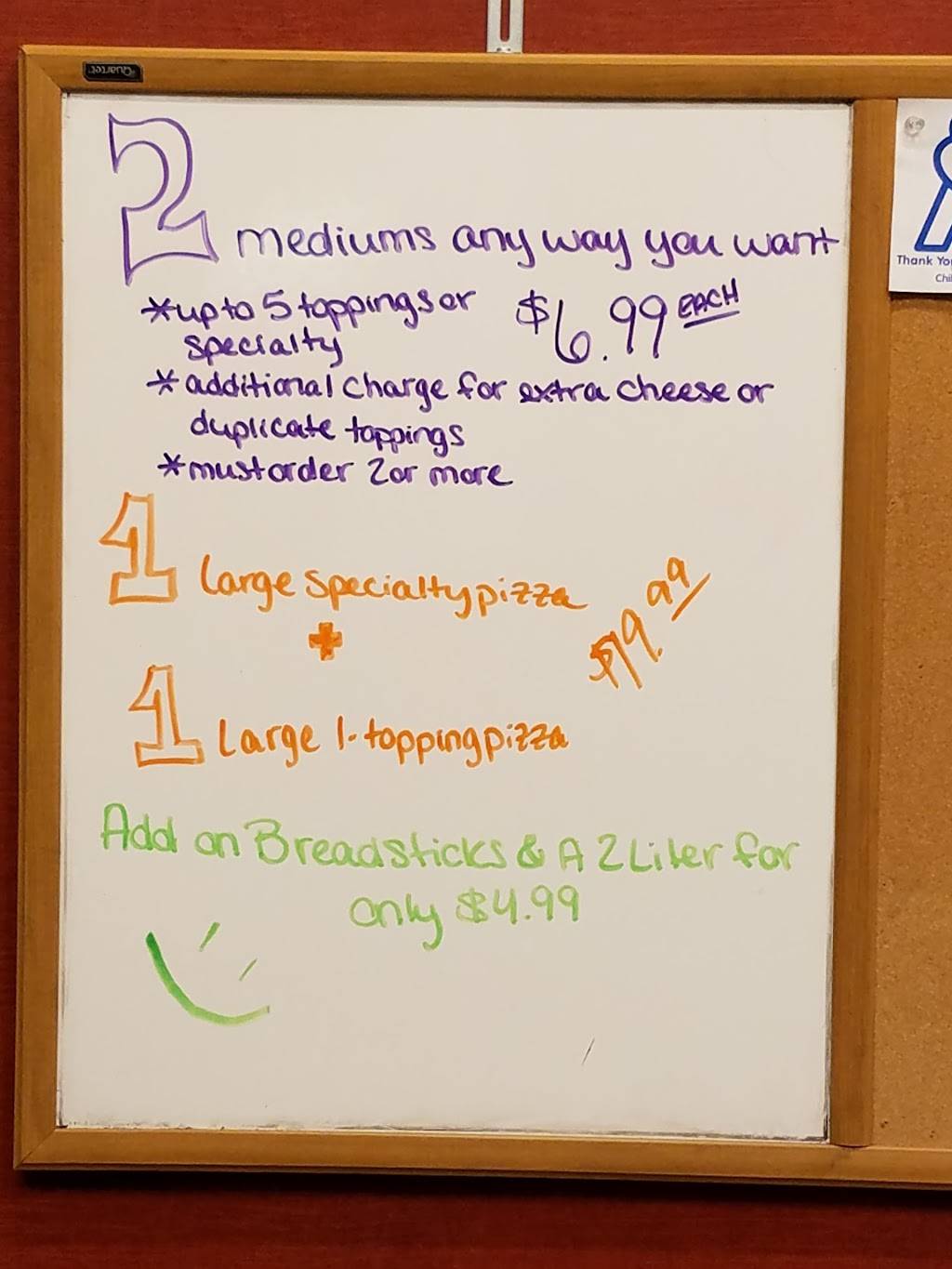 Pizza Hut | meal delivery | 6325 Lewis St #102, Parkville, MO 64152, USA | 8167415981 OR +1 816-741-5981