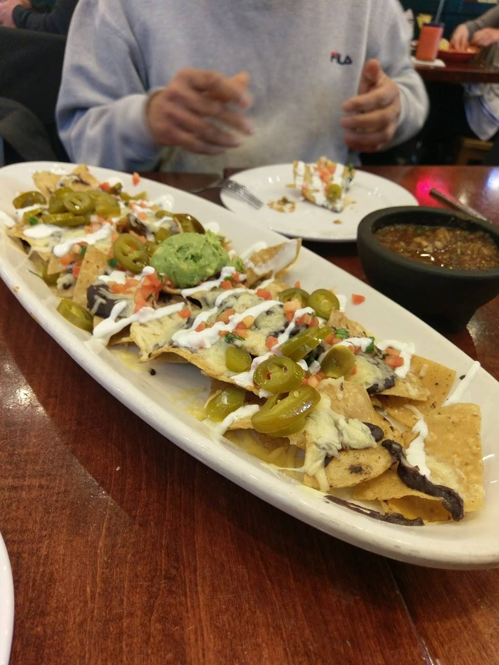 Salsa 17 | restaurant | 17 W Campbell St, Arlington Heights, IL 60005, USA | 8475901122 OR +1 847-590-1122