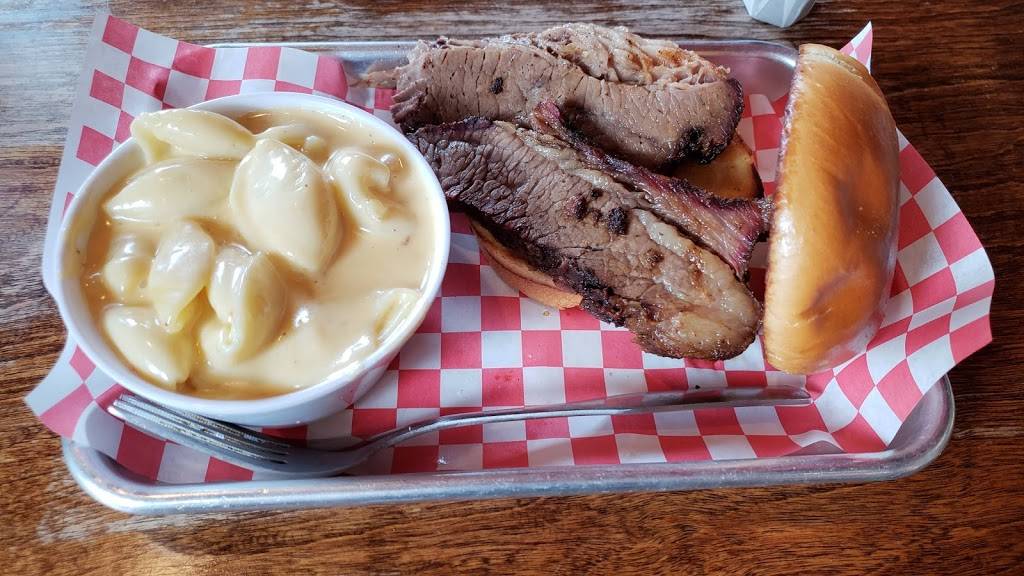 Pops BBQ | restaurant | 130 N Dubuque St, Iowa City, IA 52245, USA | 3193547677 OR +1 319-354-7677