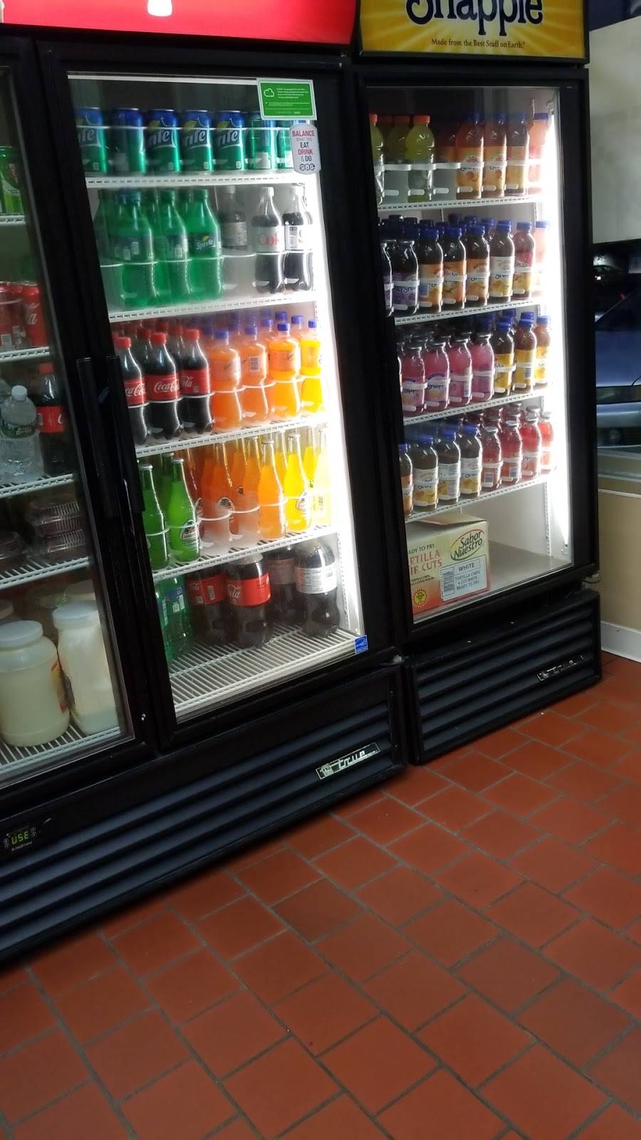 Clementes Pizza & Grill | restaurant | 1302 Whalley Ave, New Haven, CT 06515, USA | 2035627888 OR +1 203-562-7888