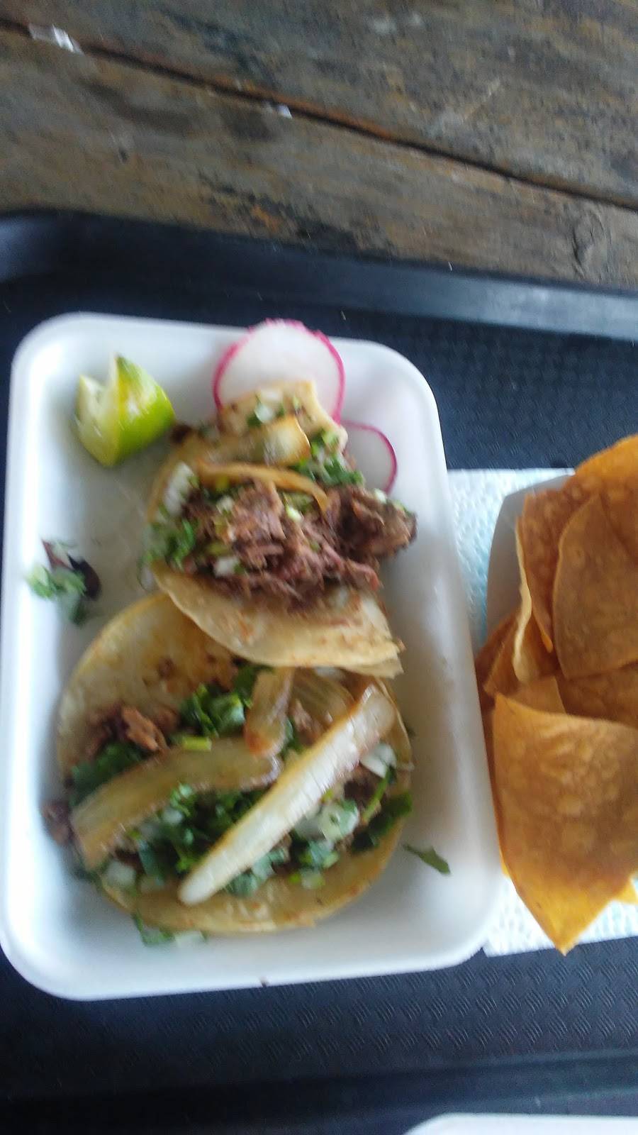 El Taco Man and Burgers | restaurant | 407 N Kaweah Ave, Exeter, CA 93221, USA | 5597048966 OR +1 559-704-8966