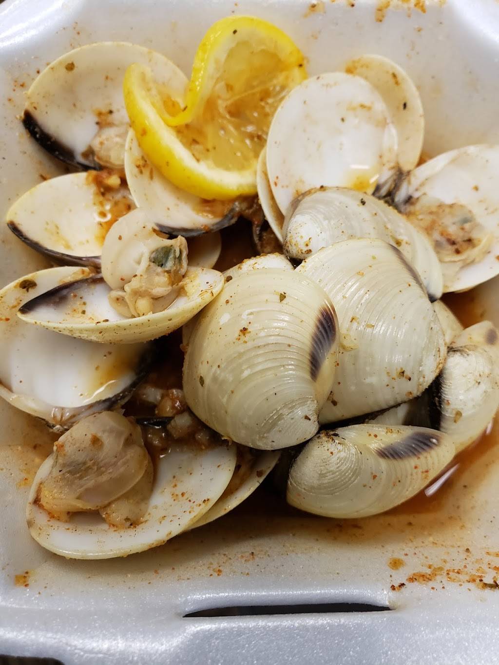 Lucky House & Juicy Crabs, Springfield | restaurant | 839 N Glenstone Ave, Springfield, MO 65802, USA | 4178680069 OR +1 417-868-0069