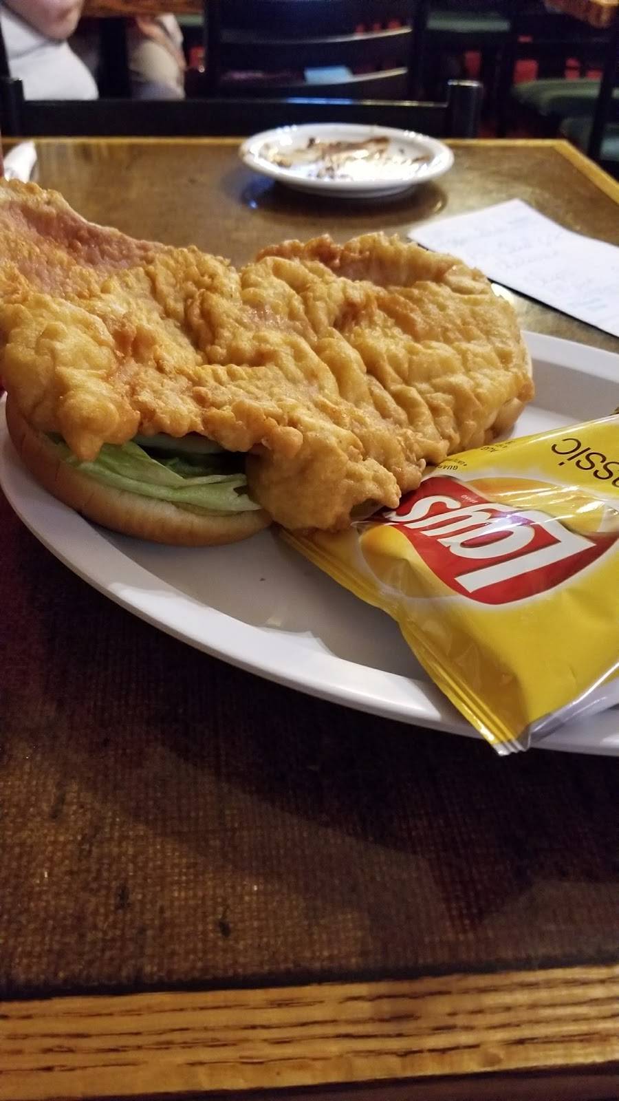 Maxs Cubbard | restaurant | 112 N Lebanon St, Lebanon, IN 46052, USA | 7654830838 OR +1 765-483-0838