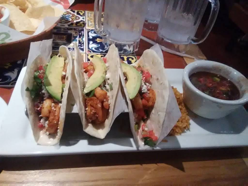 Chilis Grill & Bar | meal takeaway | 259 S Weber Rd, Romeoville, IL 60446, USA | 8158864429 OR +1 815-886-4429