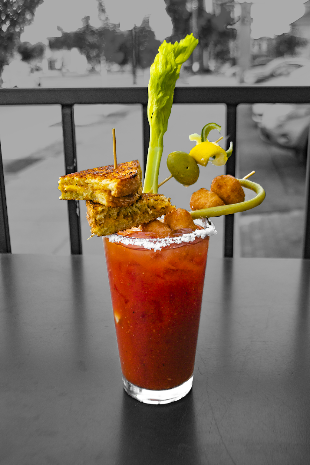 The Bench | restaurant | 424 S Nevada Ave, Colorado Springs, CO 80903, USA | 7193750930 OR +1 719-375-0930