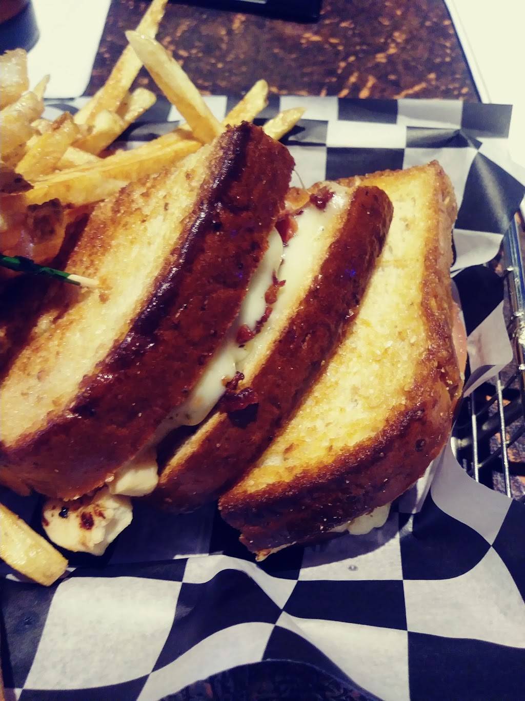 Pub 219 | restaurant | 219 E Stephenson St, Freeport, IL 61032, USA | 8156165068 OR +1 815-616-5068