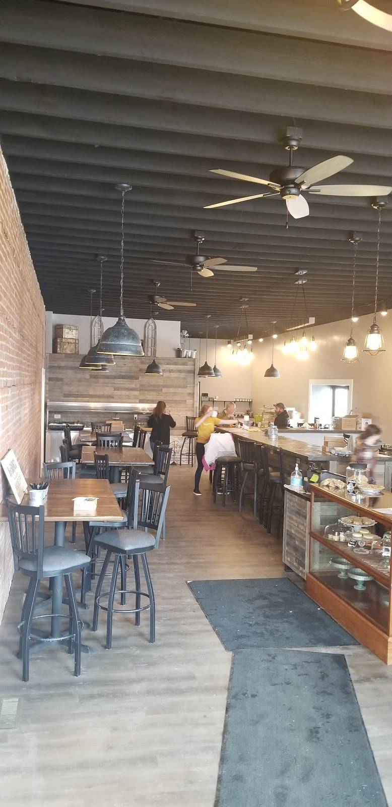 Harvest Bakery and More | restaurant | 916 Albany St, Erie, IL 61250, USA | 3095159025 OR +1 309-515-9025