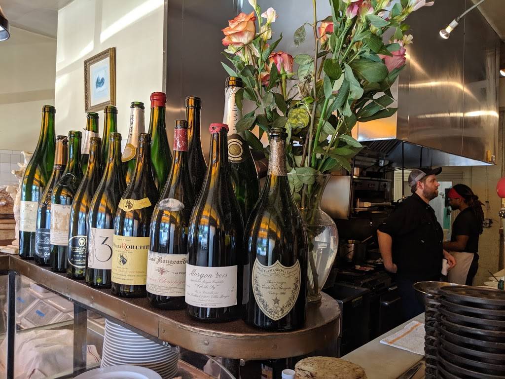 Vin Rouge | restaurant | 2010 Hillsborough Rd, Durham, NC 27705, USA | 9194160466 OR +1 919-416-0466